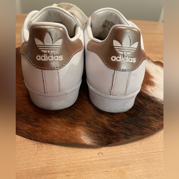 Adidas all star sneakers, size 6, white leather with bronze trim, gently used - Picture 5 of 7
